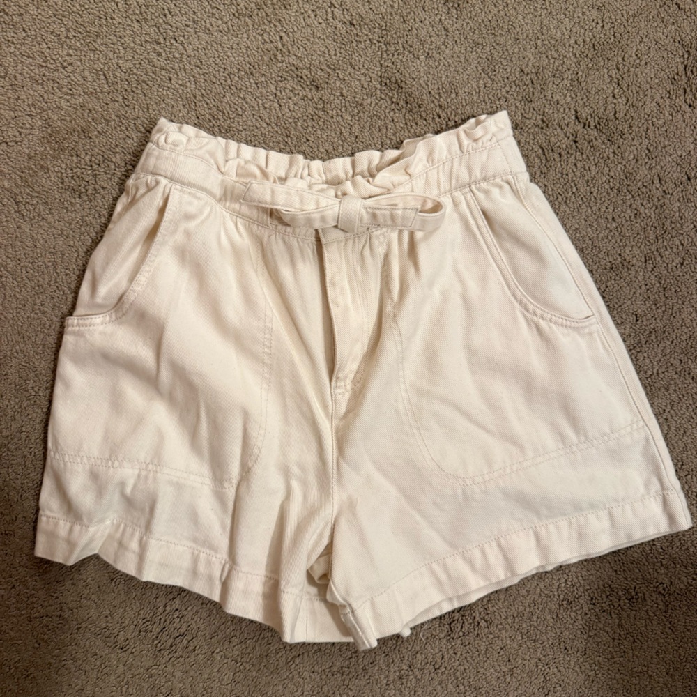 Old Navy High Waist Cream Shorts